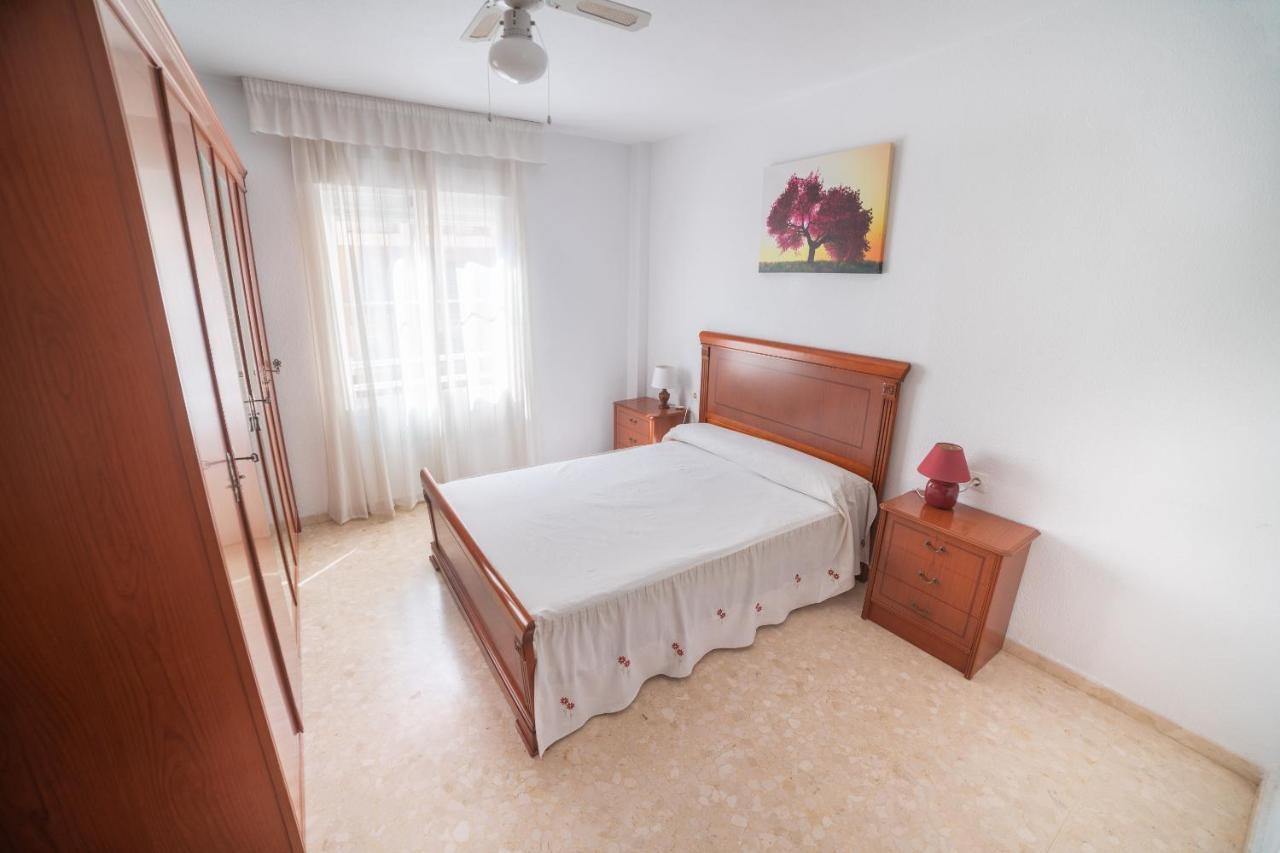 Apartamento con piscina y terraza a 50 metros de la playa Roquetas de Mar Exterior foto