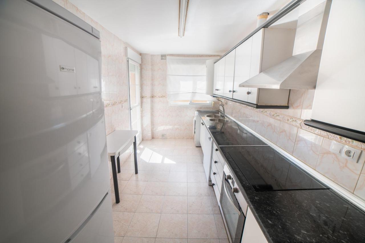 Apartamento con piscina y terraza a 50 metros de la playa Roquetas de Mar Exterior foto